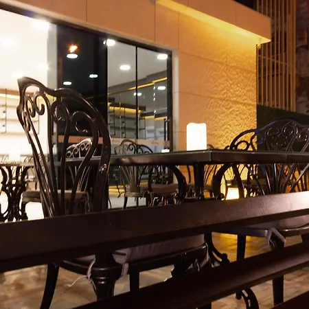 Otel L'opera Deluxe 4*